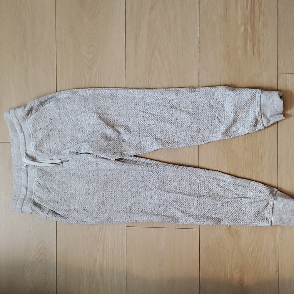 Lululemon grey joggers